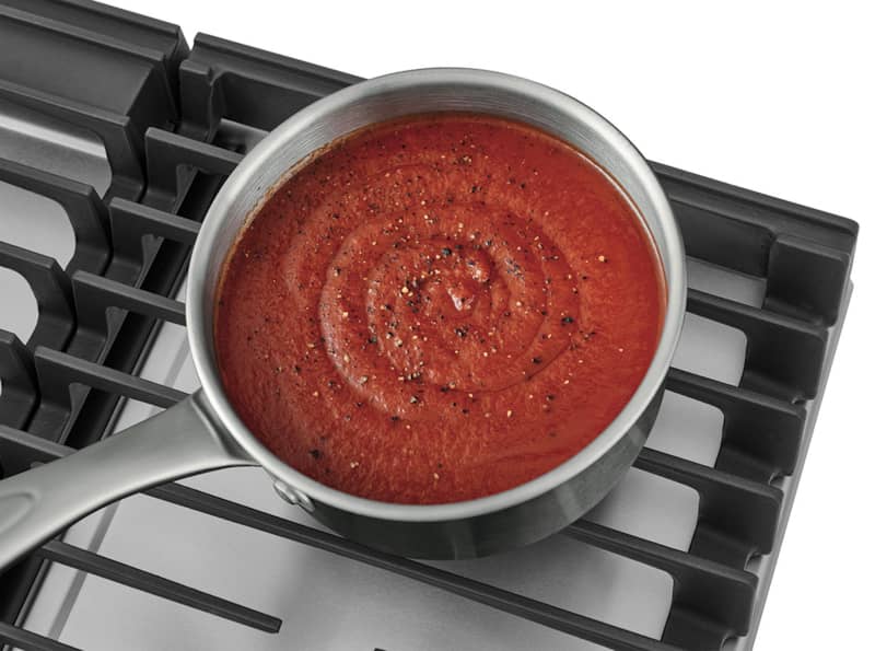 FrigidaireGallery-Cooktop-GCCG3648AS-Pan-Of-Sauce.jpg