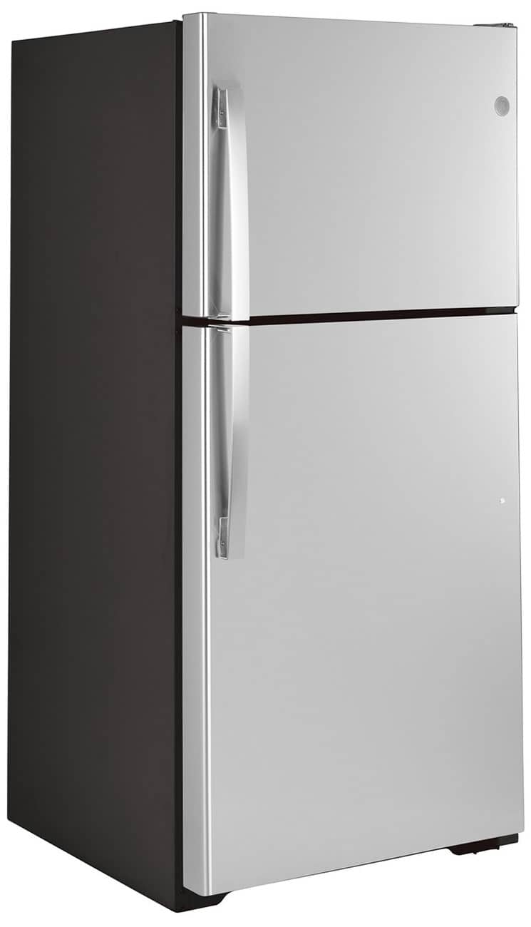 GE-Refrigerator-GTS22KYNRFS-Angle-View.jpg