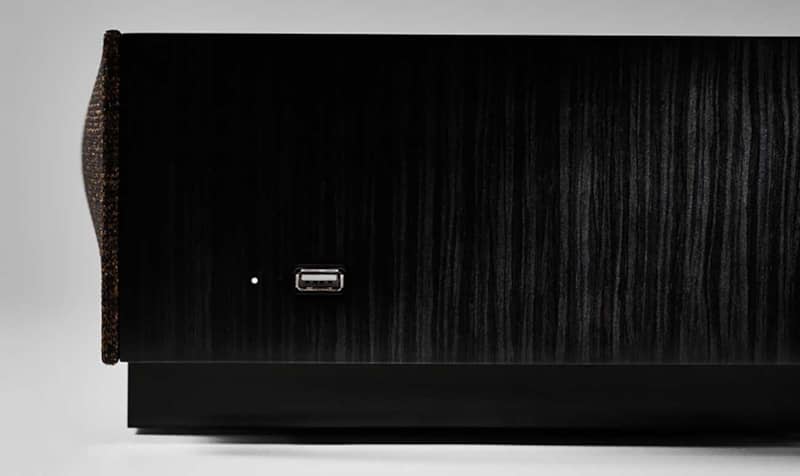 Naim-Mu-So-Bentley-Edition-Wireless-Speaker-NAIMMUSO2NDBEN-usb-port.jpg