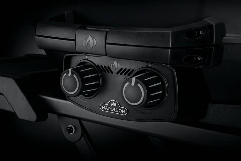 Napoleon-Phantom-TravelQ-Pro-285-PRO285X-MK-PHM-knobs.jpg