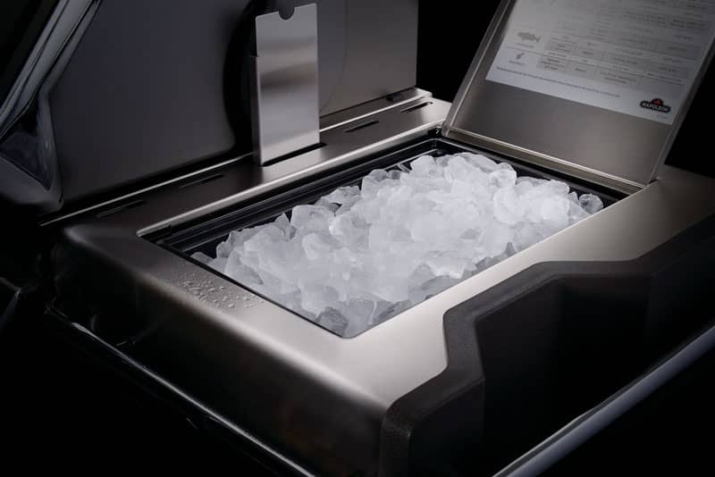 napoleon-prestige-pro-665-grill-PRO665RSIBPSS-3-ice-bucket.jpg
