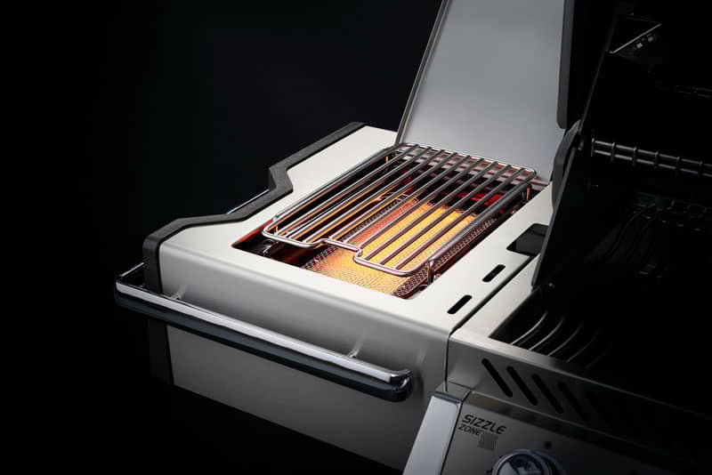 napoleon-prestige-pro-665-grill-PRO665RSIBPSS-3-side-burner-on.jpg